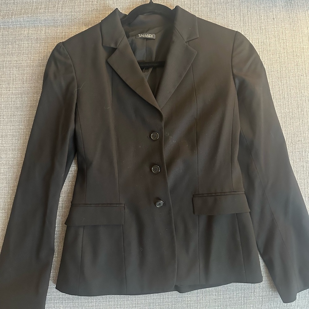Tahari Black Blazer size 6